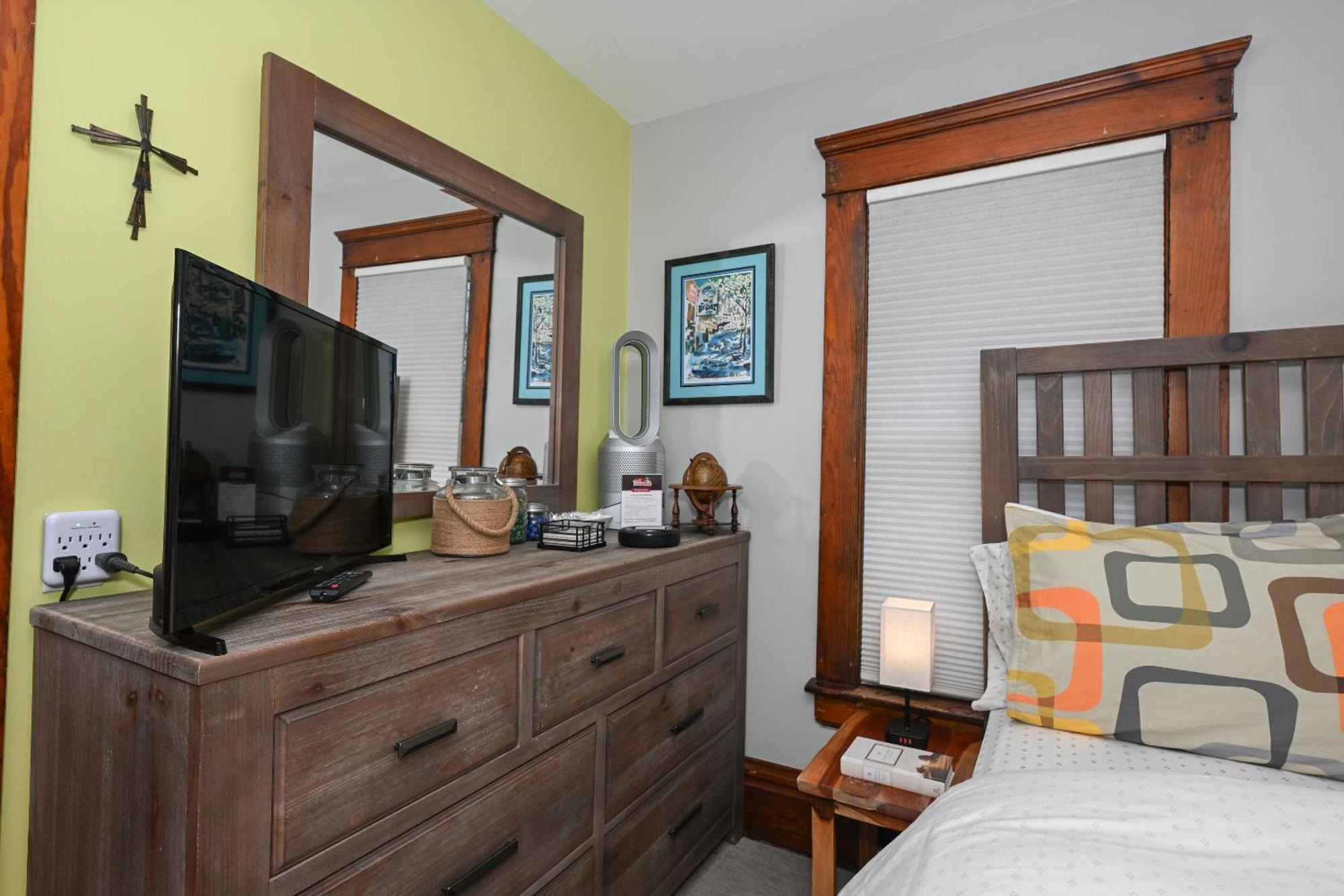 Berrodin Bed & Breakfast Akron Exterior photo
